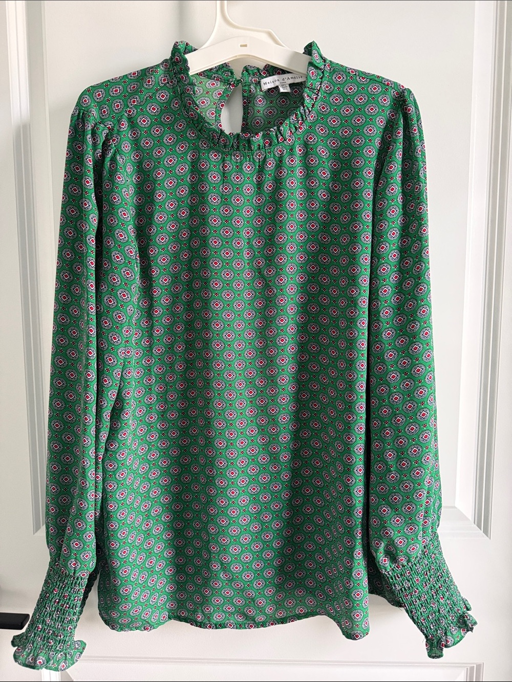 Green Geometric-Pattern Long-Sleeve Blouse
